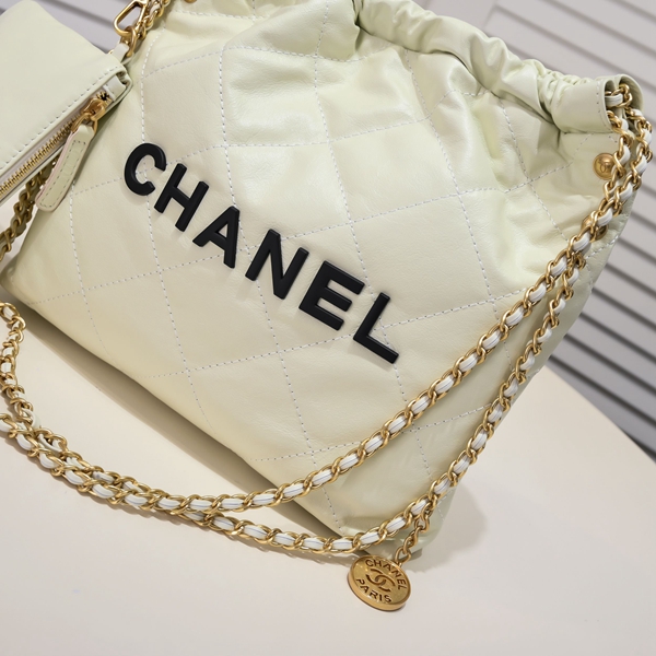 シャネルバッグ素材ディテール